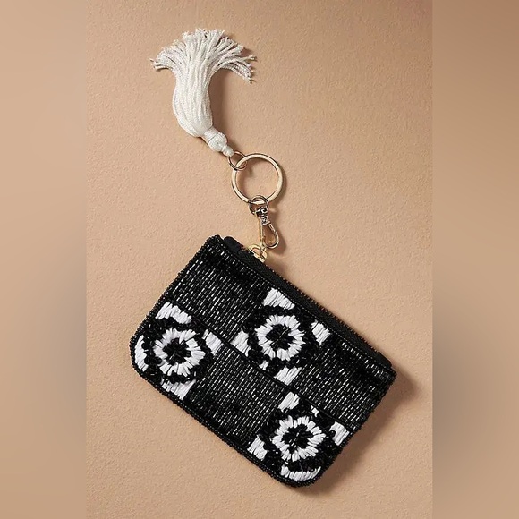 Anthropologie Handbags - Anthropologie Black and White Beaded Wristlet